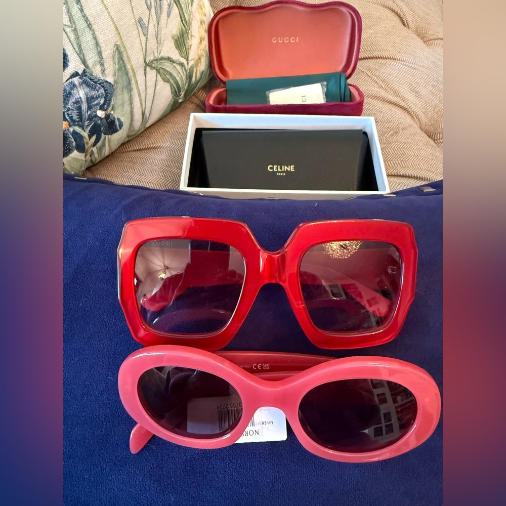 Celine Triomphe 52mm oval Sunglasses - Picture 8 of 9